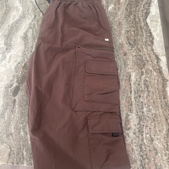 NWT🎁🎄Urban Outfitters Large Jogger Pants - Never worn - with tags - Picture 6 of 13